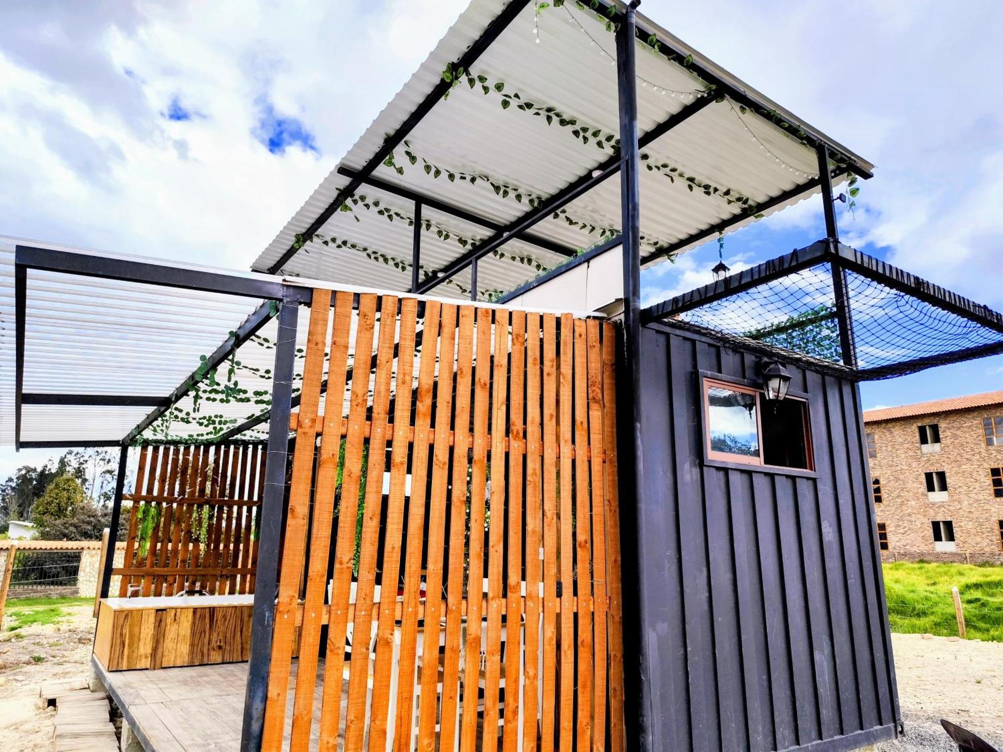 Romantico Glamping Tipo Contenedor Con Jacuzzi Cerca Al De Luxury tent