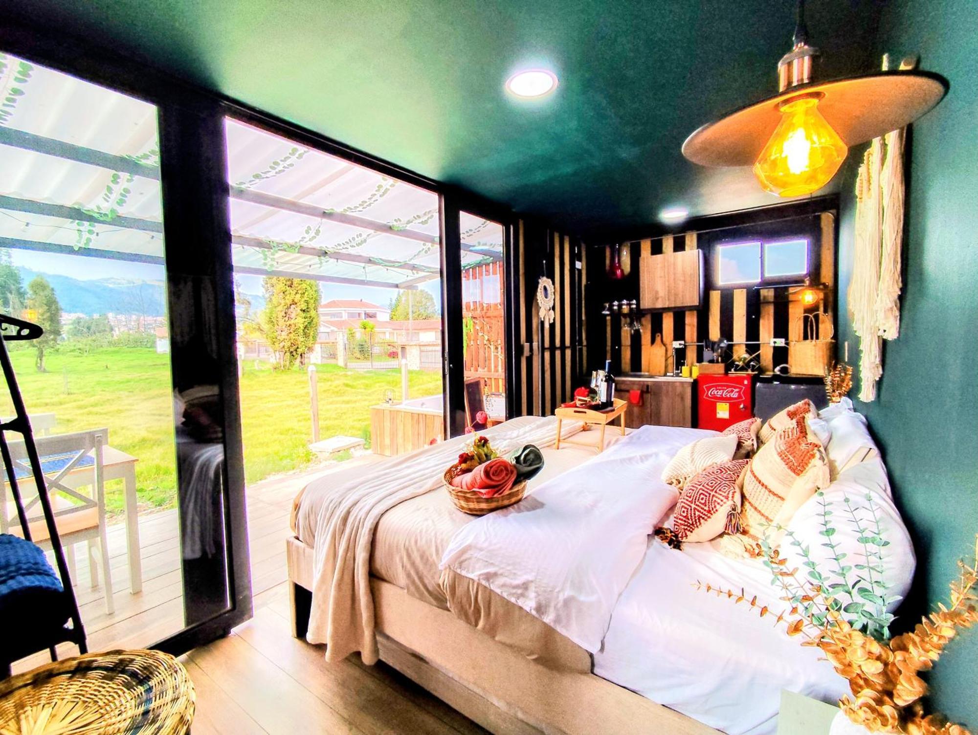 Luxury tent Romantico Glamping Tipo Contenedor Con Jacuzzi Cerca Al De *